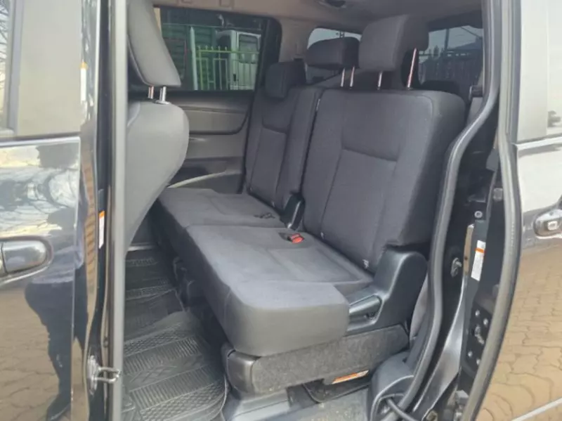 Toyota Sienta   - 2017