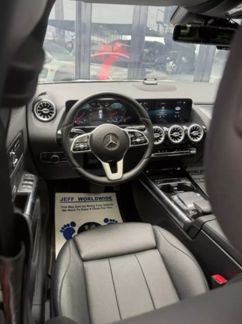 Nissan Sentra   - 2018