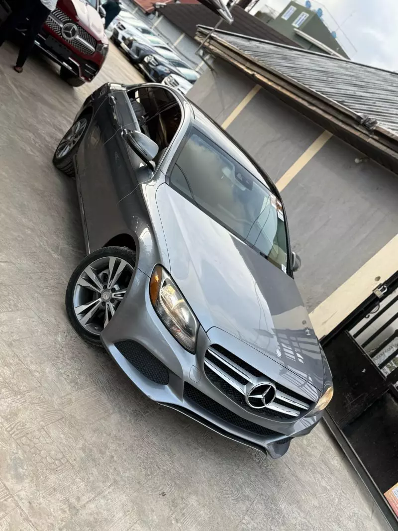 Mercedes-Benz C 300   - 2016