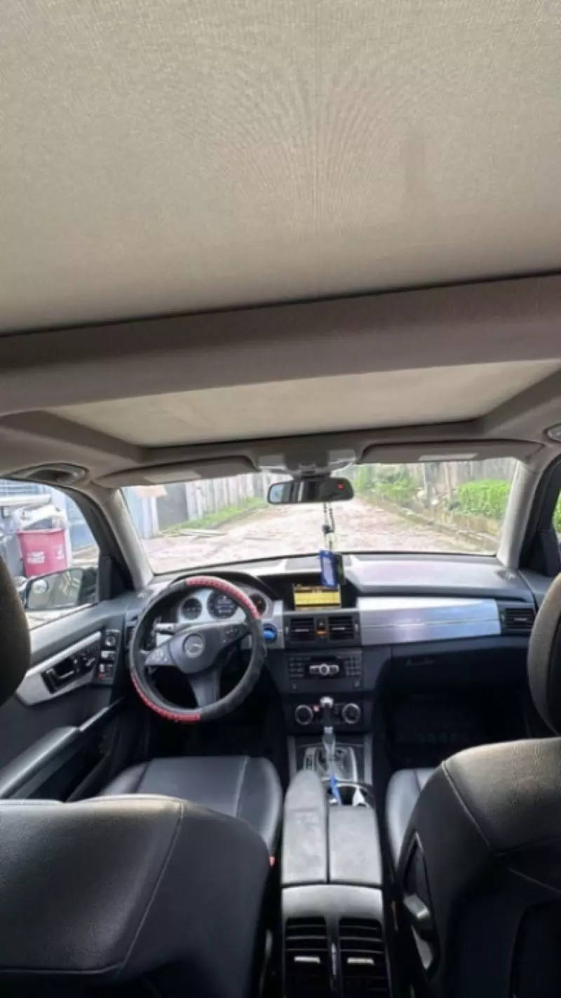 Mercedes-Benz GLK 350   - 2010