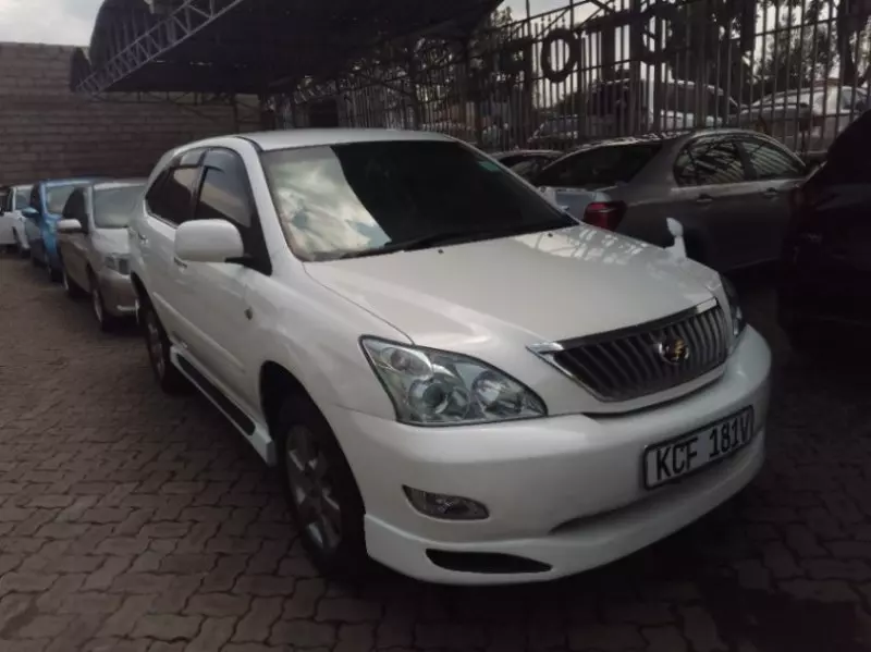 Toyota Harrier   - 2008