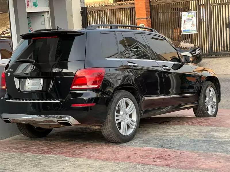Mercedes-Benz GLK 350   - 2014