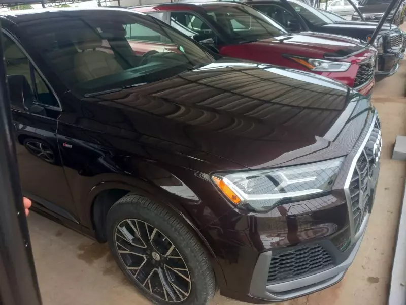 Audi Q7   - 2020