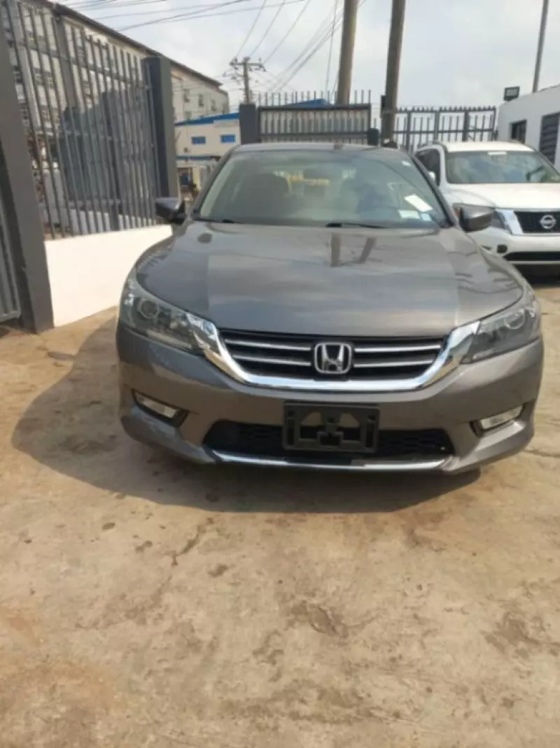 Honda Accord   - 2015