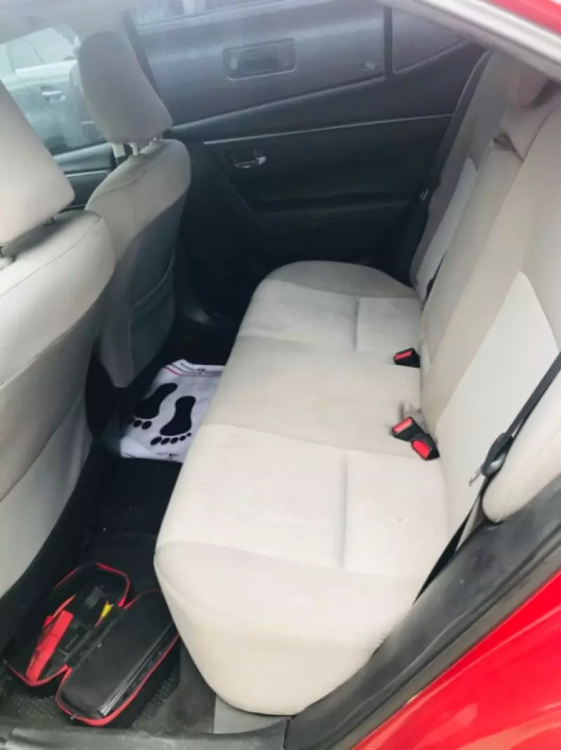 Toyota Corolla   - 2016