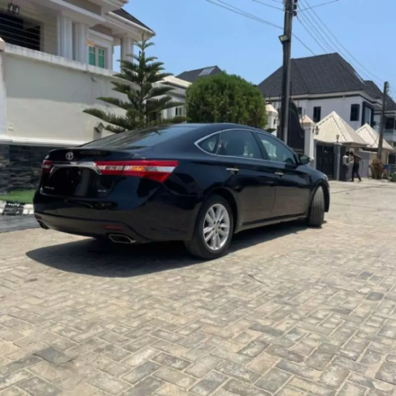 Toyota Camry - 2014