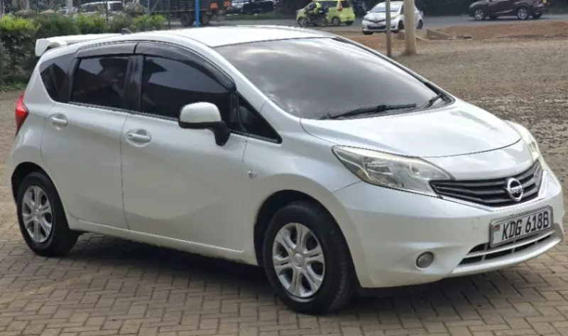 Nissan Note   - 2015