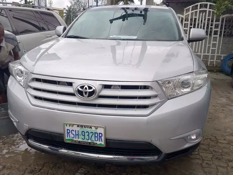 Toyota Highlander   - 2008