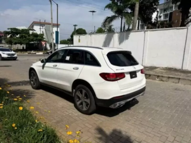Mercedes-Benz GLC 300