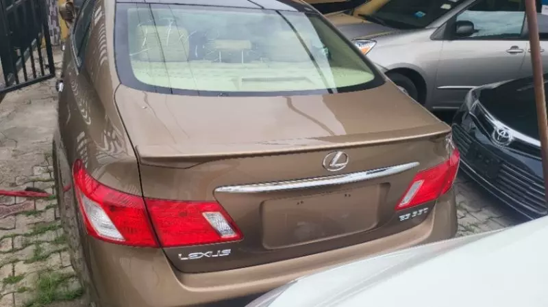 Lexus ES   - 2008