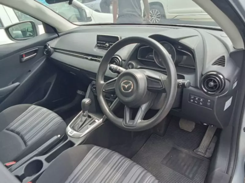 Mazda Demio   - 2019