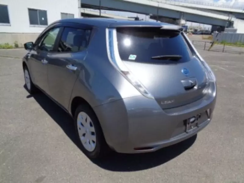 Nissan Leaf   - 2016
