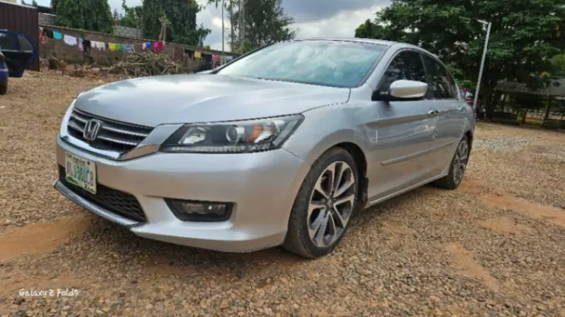 Honda Accord   - 2013