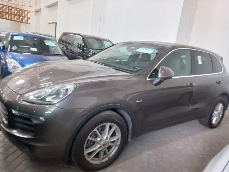 PORSCHE Cayenne   - 2016