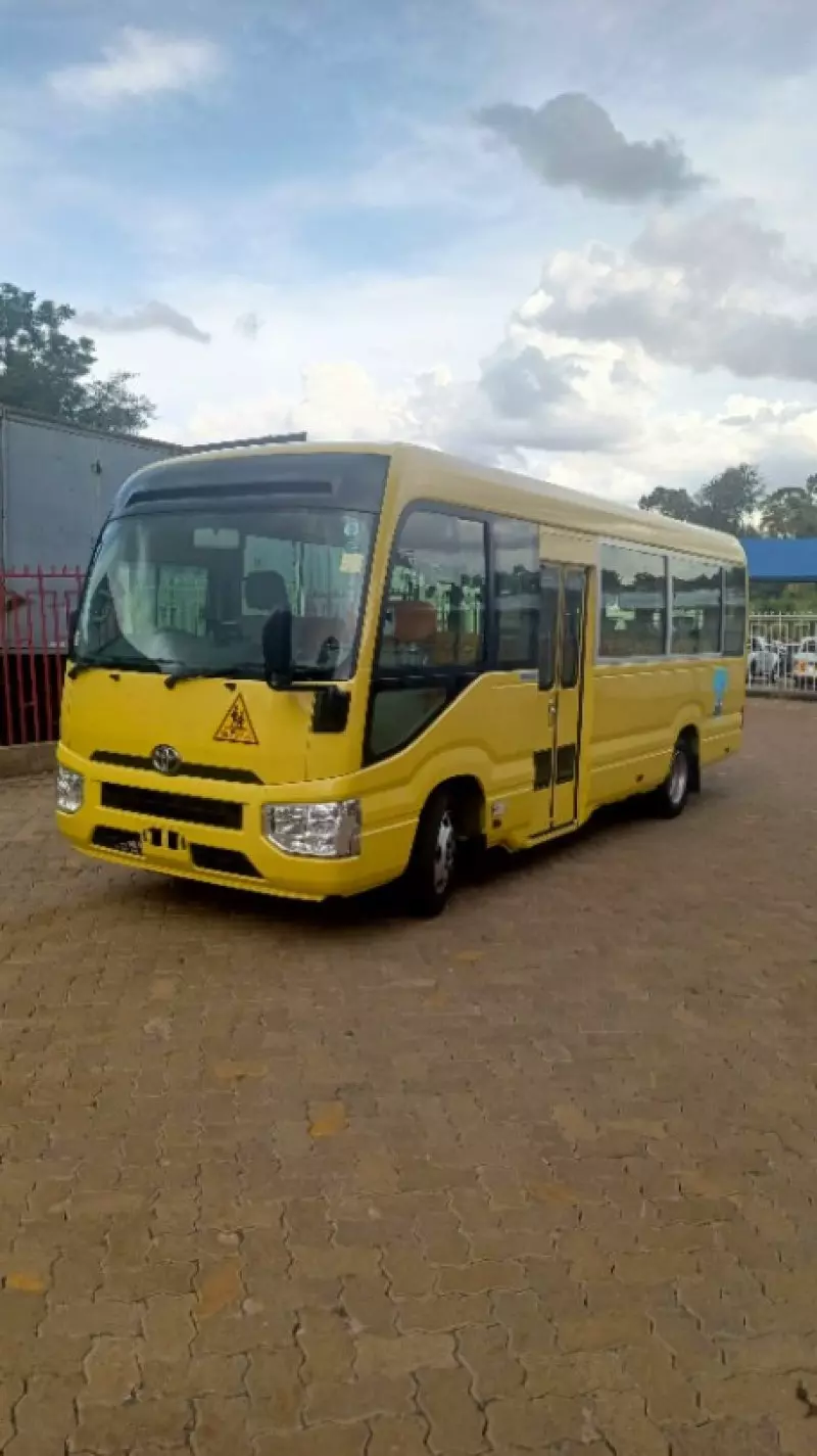 Toyota Coaster   - 2019