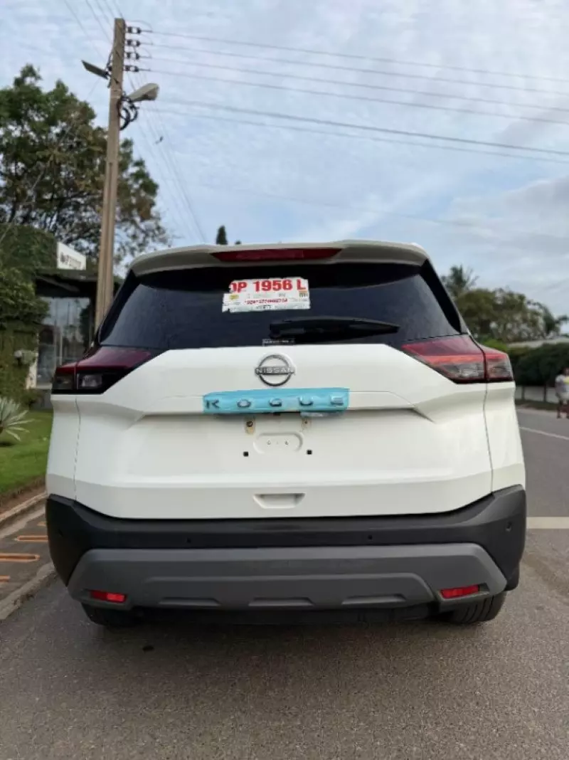 Nissan Rogue   - 2023