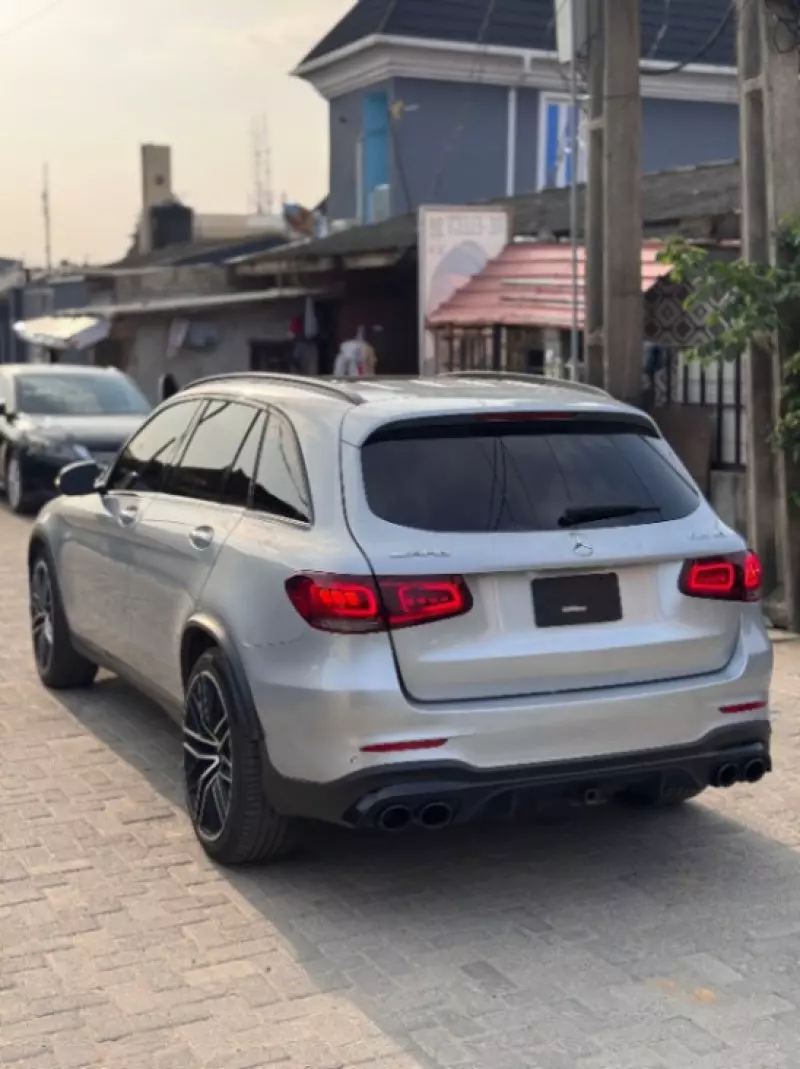 Mercedes-Benz GLC 43 AMG   - 2021