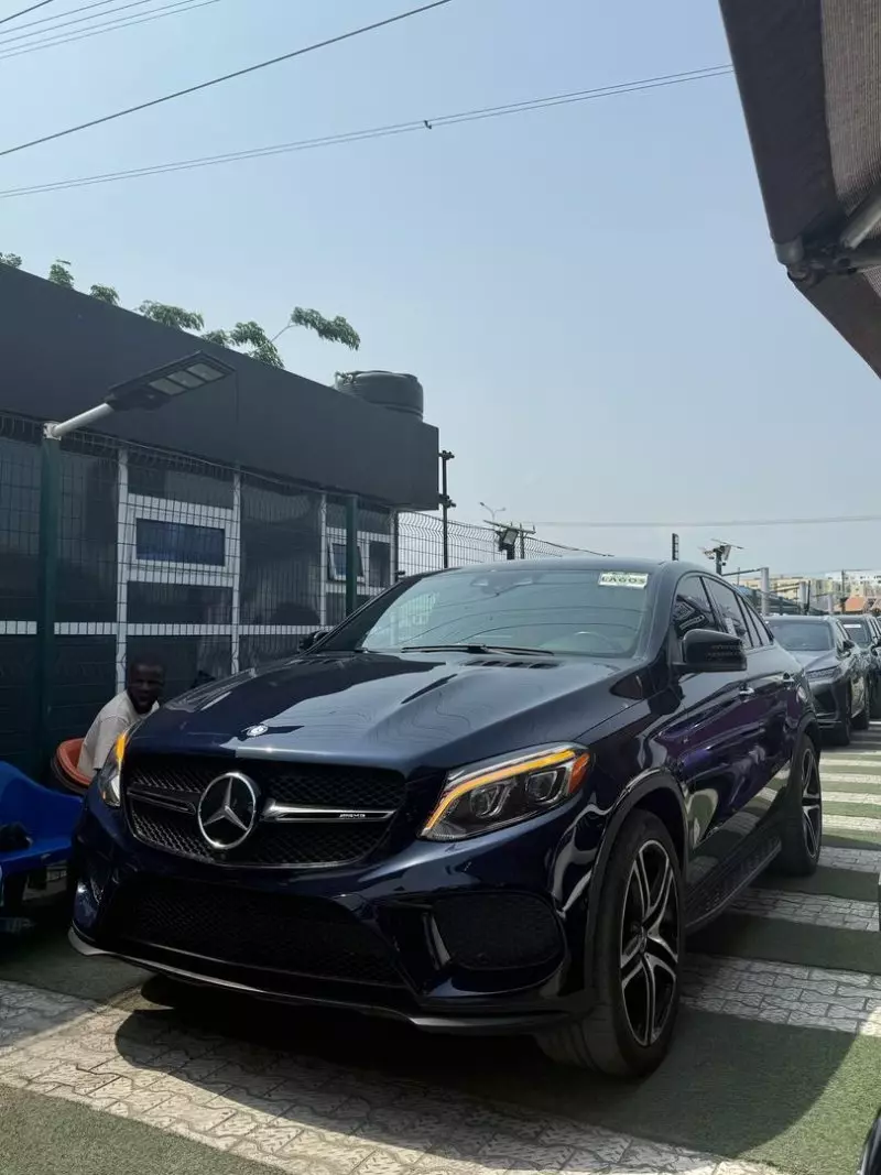 Mercedes-Benz GLE 43 AMG   - 2017