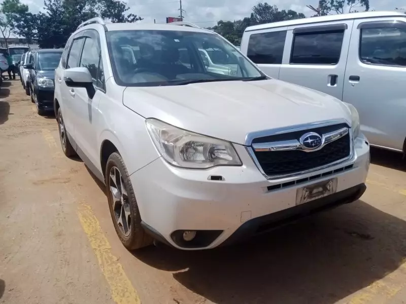 Subaru Forester   - 2015