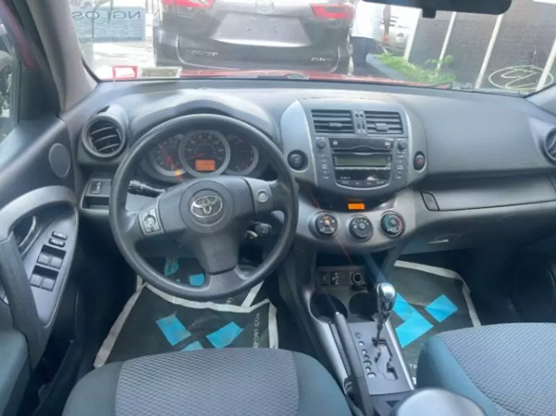 Toyota RAV4   - 2010