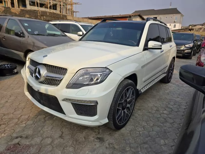 Mercedes-Benz GLK 350   - 2011