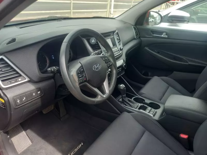 Hyundai Tucson   - 2017