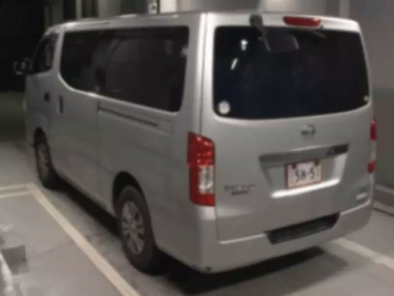 Nissan Caravan    - 2016