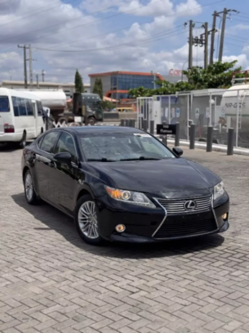 Lexus ES 350   - 2013