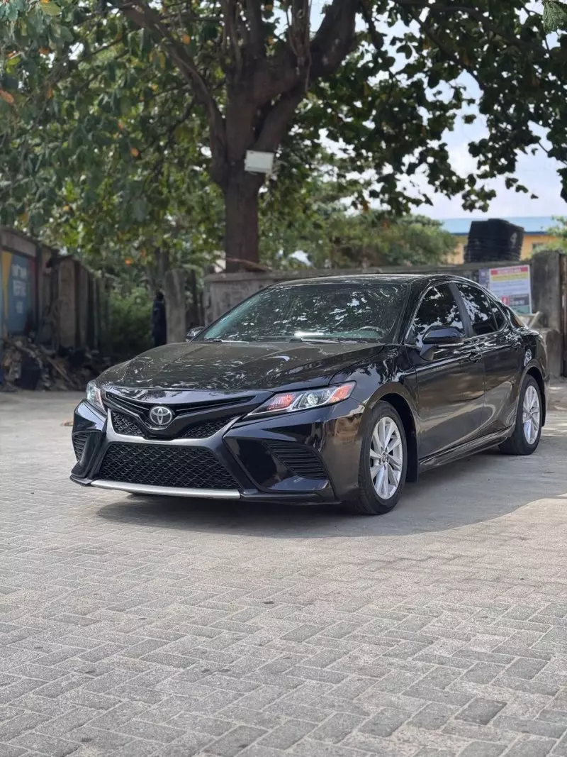 Toyota Camry   - 2021