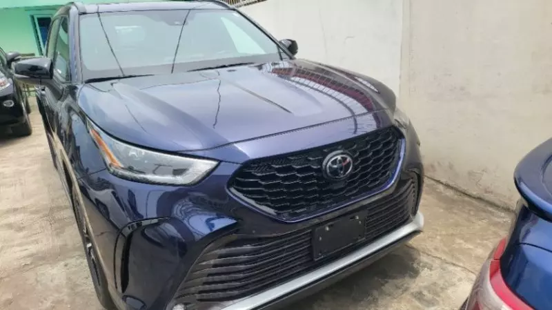 Toyota Highlander - 2021