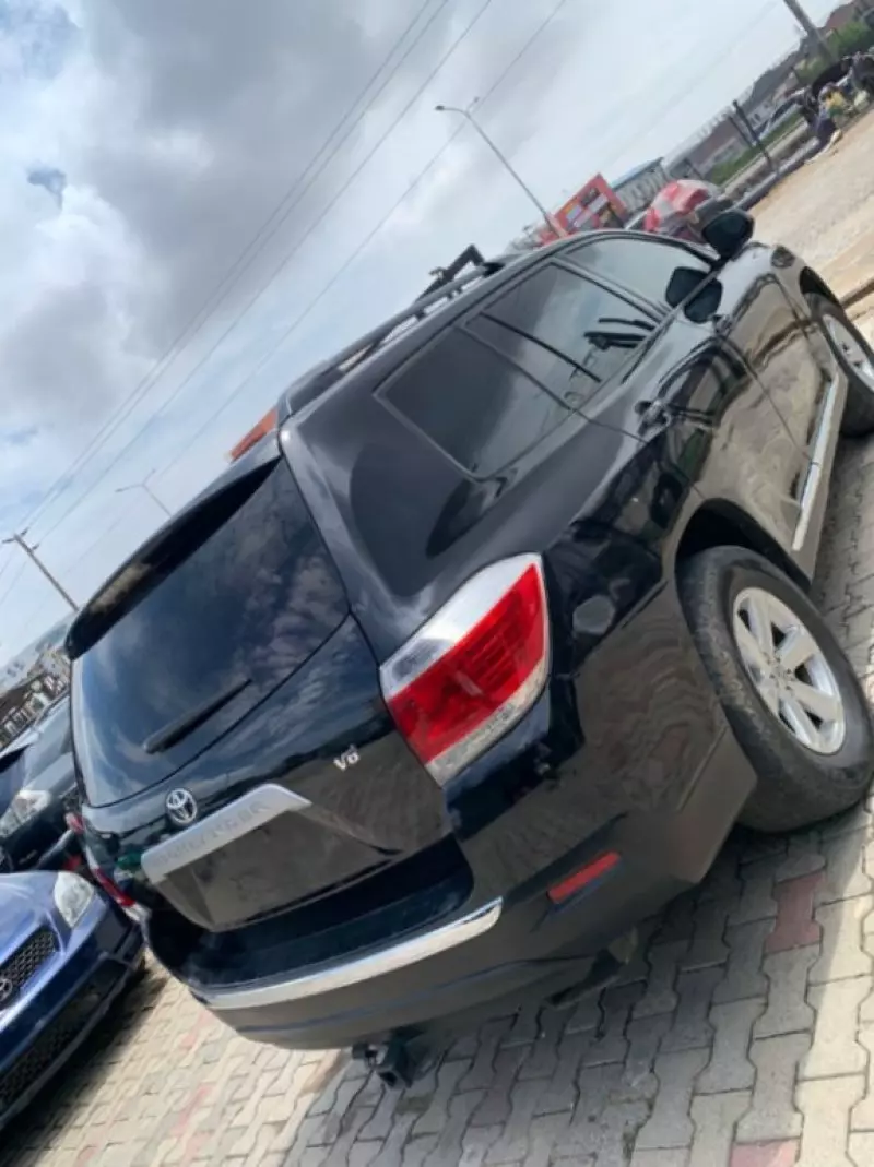 Toyota Highlander   - 2008