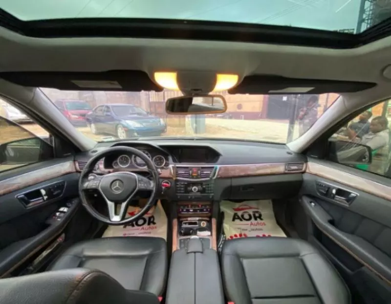 Mercedes-Benz E350 - 2009