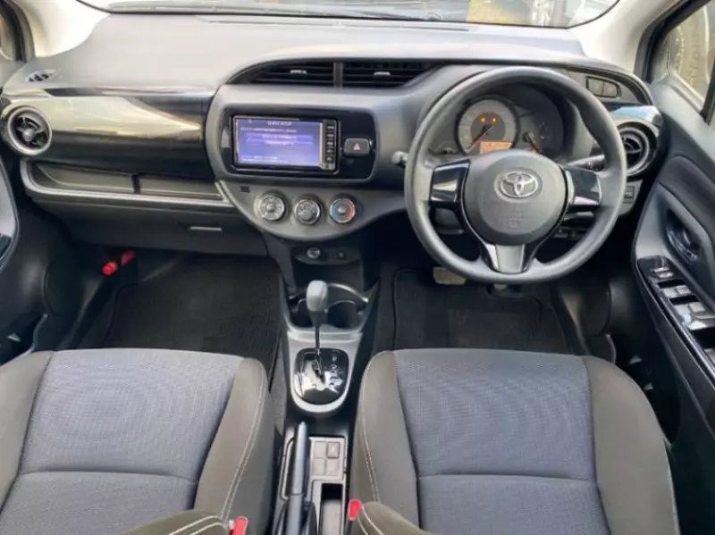 Toyota Vitz   - 2018