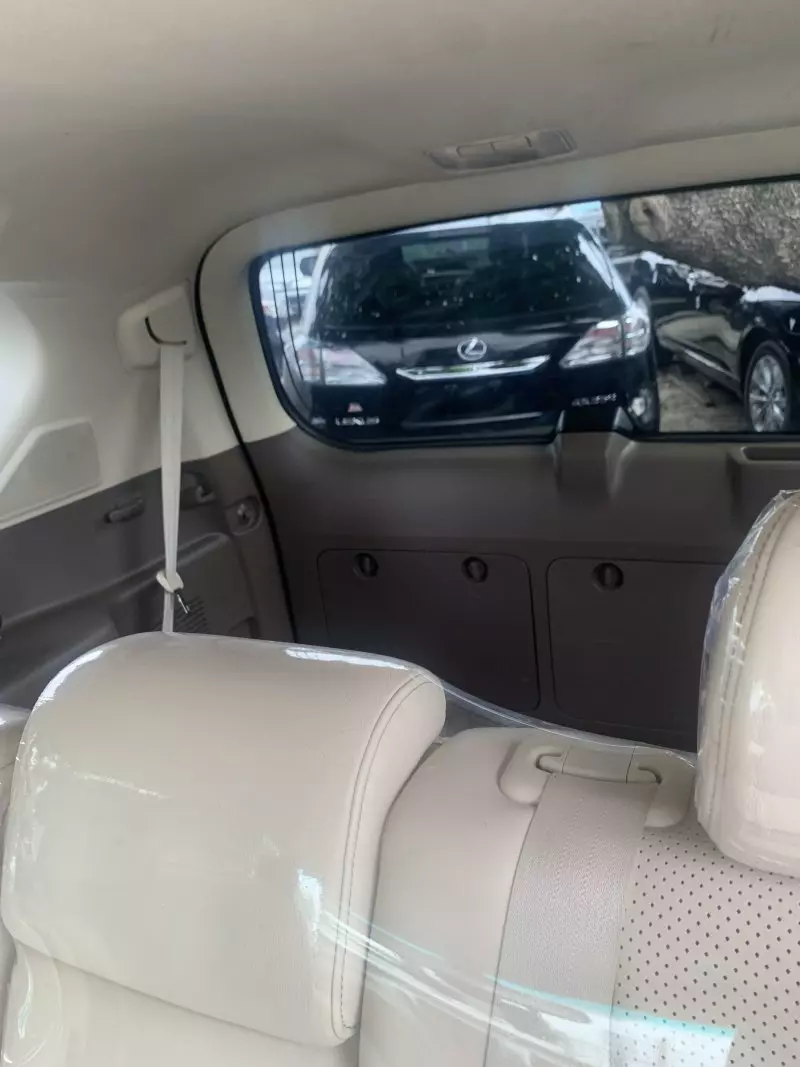 Lexus RX 350   - 2010