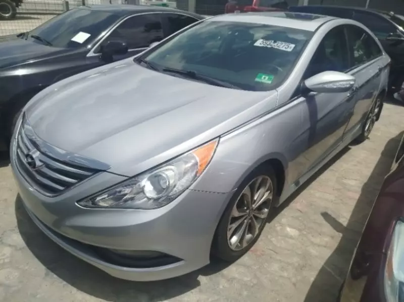 Hyundai Sonata   - 2014