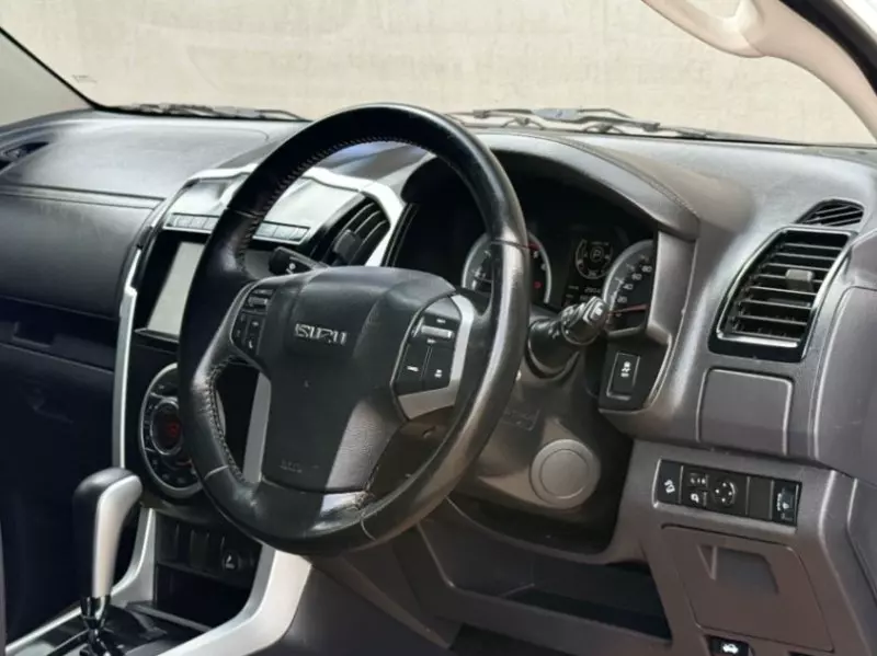 Isuzu D-Max   - 2020