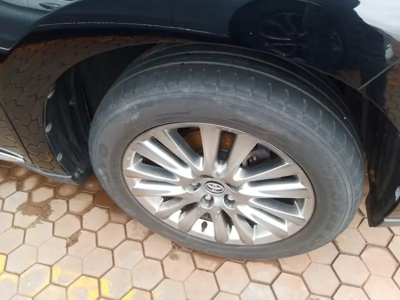 Toyota Harrier   - 2015