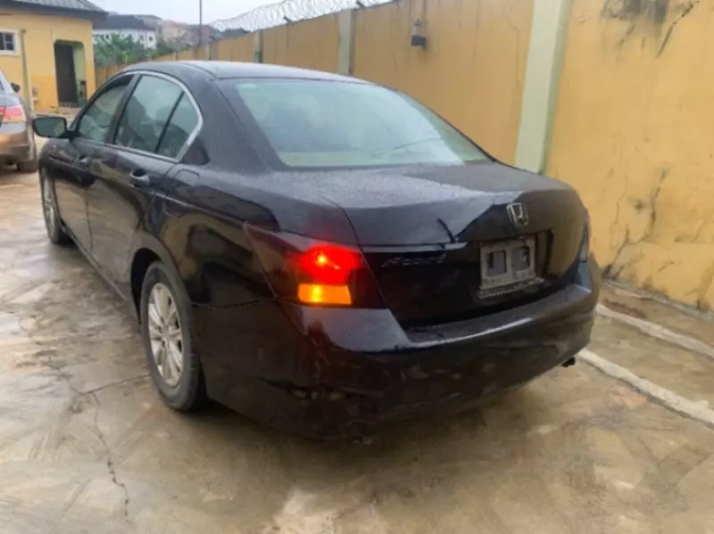 Honda Accord   - 2009