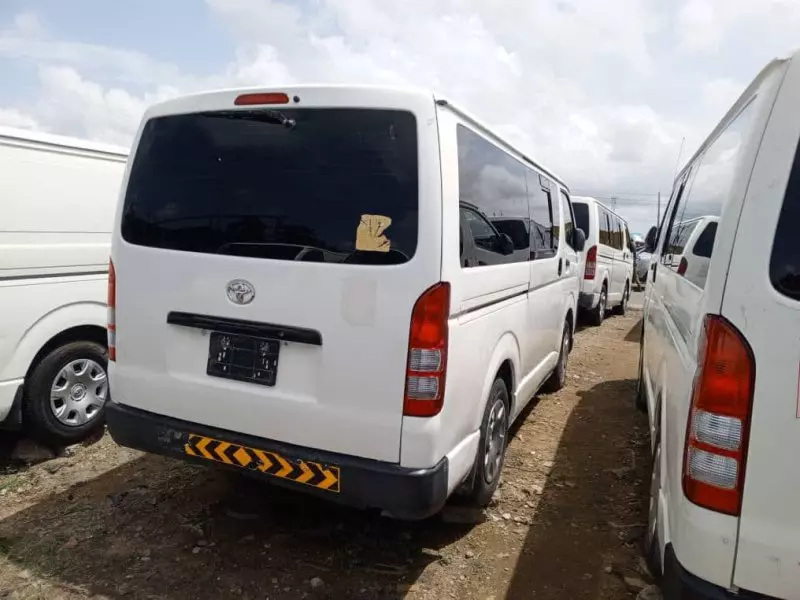 Toyota Hiace   - 2008