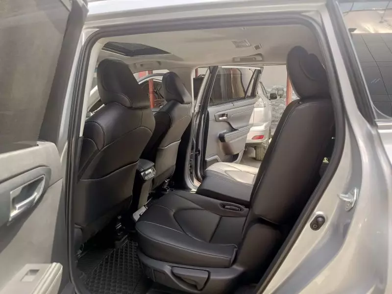 Toyota Highlander   - 2023