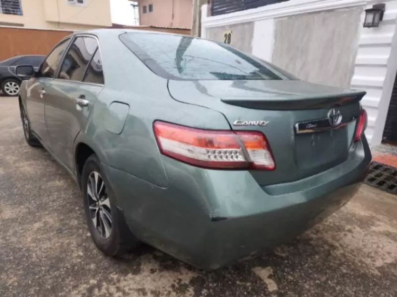 Toyota Camry   - 2008