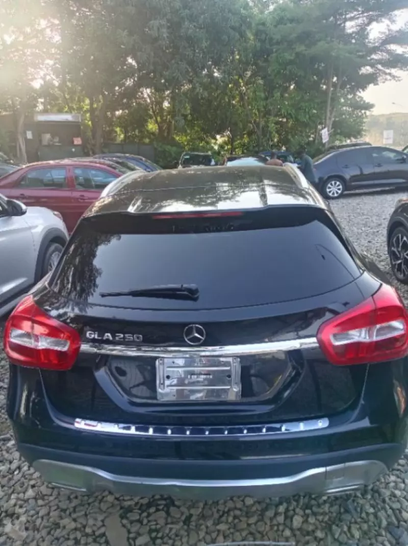 Mercedes-Benz GLA 250