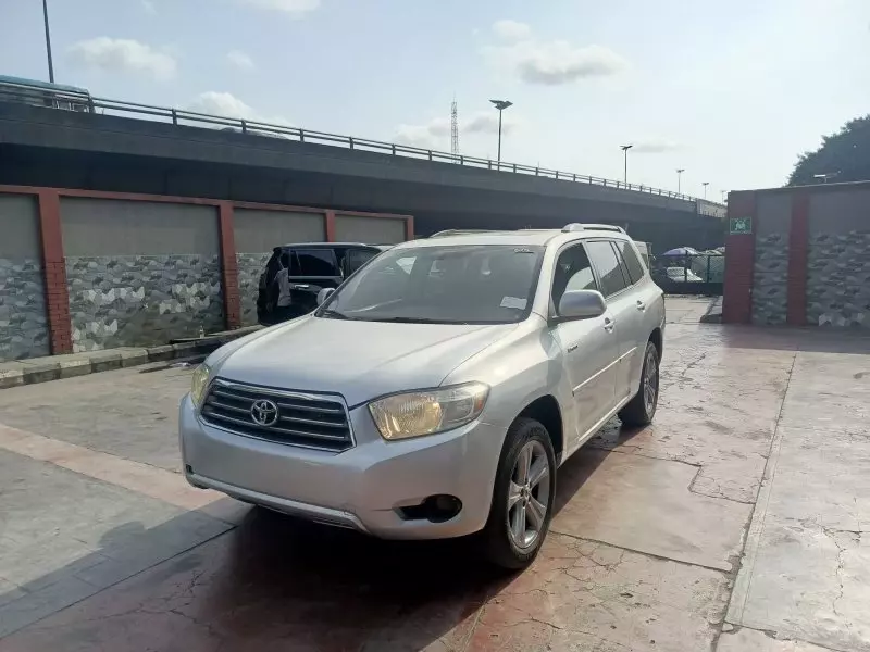 Toyota Highlander   - 2008