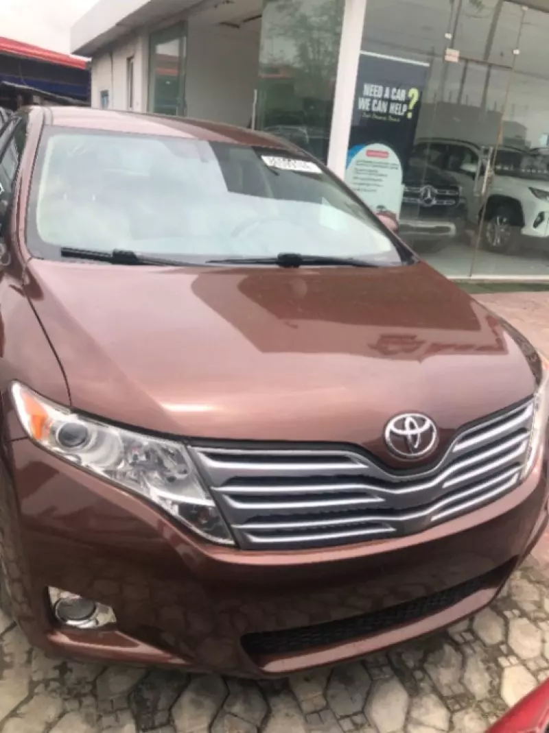 Toyota Venza   - 2013