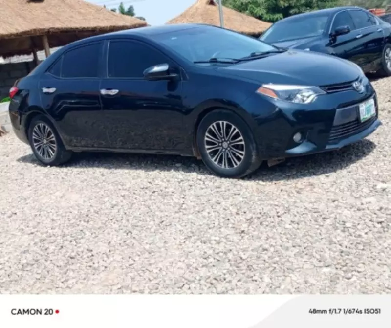 Toyota Corolla   - 2015
