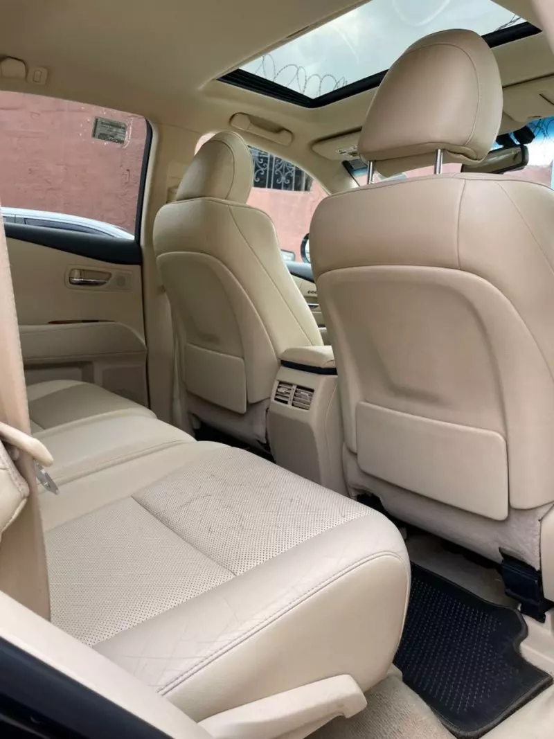 Lexus RX 350   - 2010
