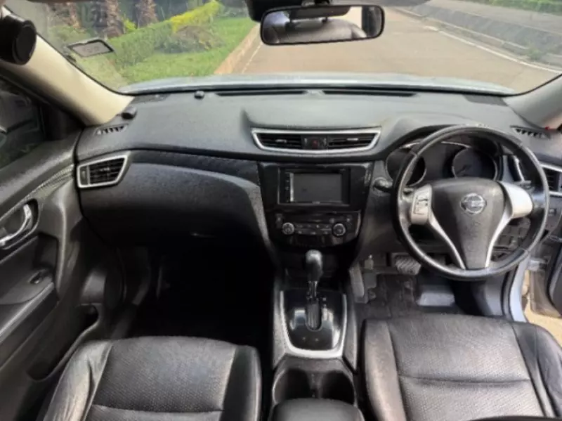 Nissan X-Trail   - 2014