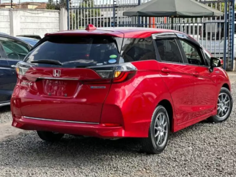 Honda Fit shuttle