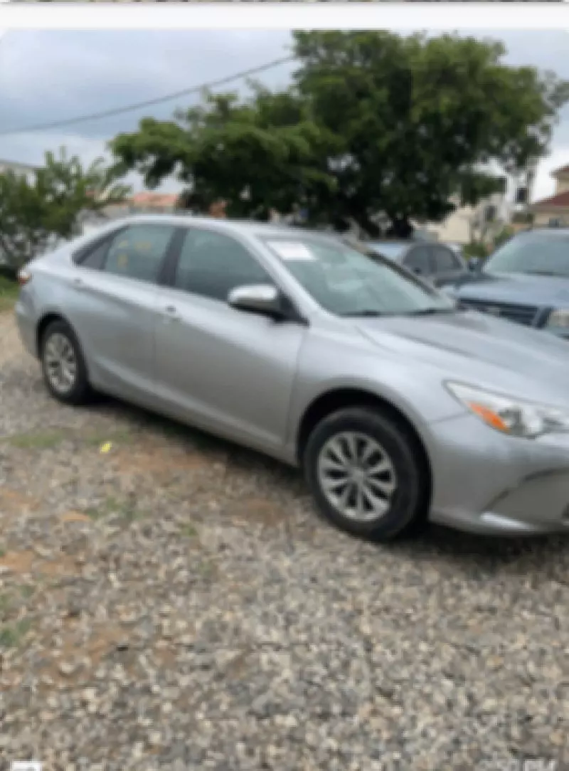 Toyota Camry   - 2017