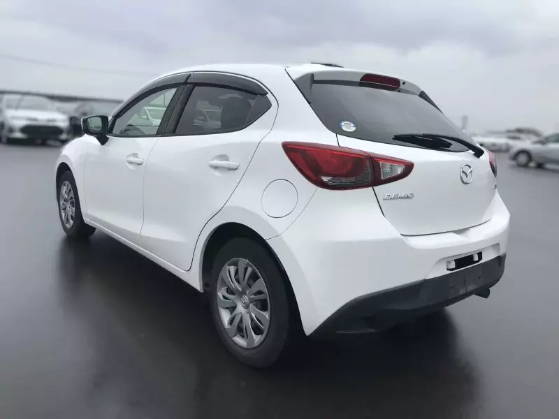 Mazda Demio   - 2017